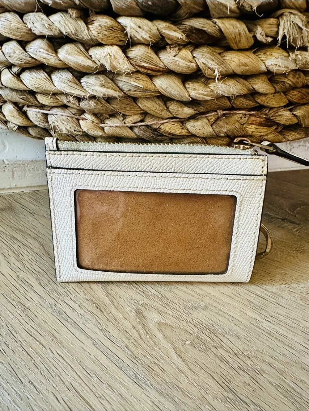 Coach Mini Skinny ID Case/Cardholder Cream and Gold w/Key chain and zipper